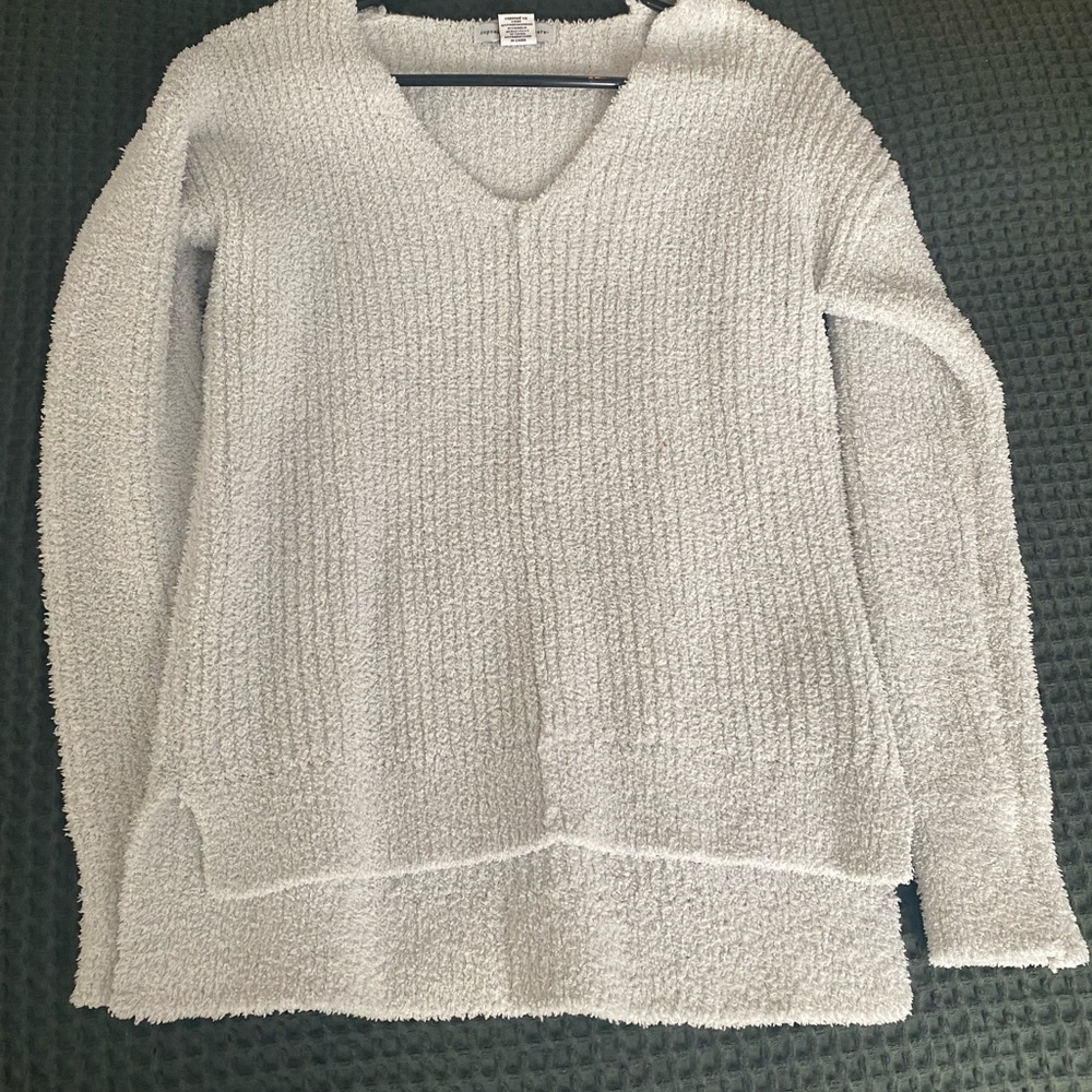 Cozy White V-Neck Sweater